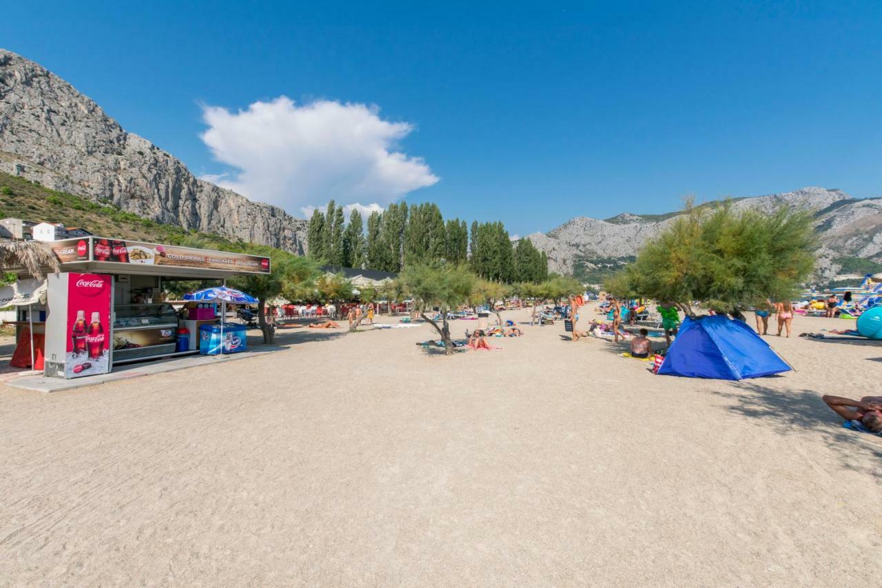 Villa Sara With Sea View And Private Heated Pool Омиш Экстерьер фото