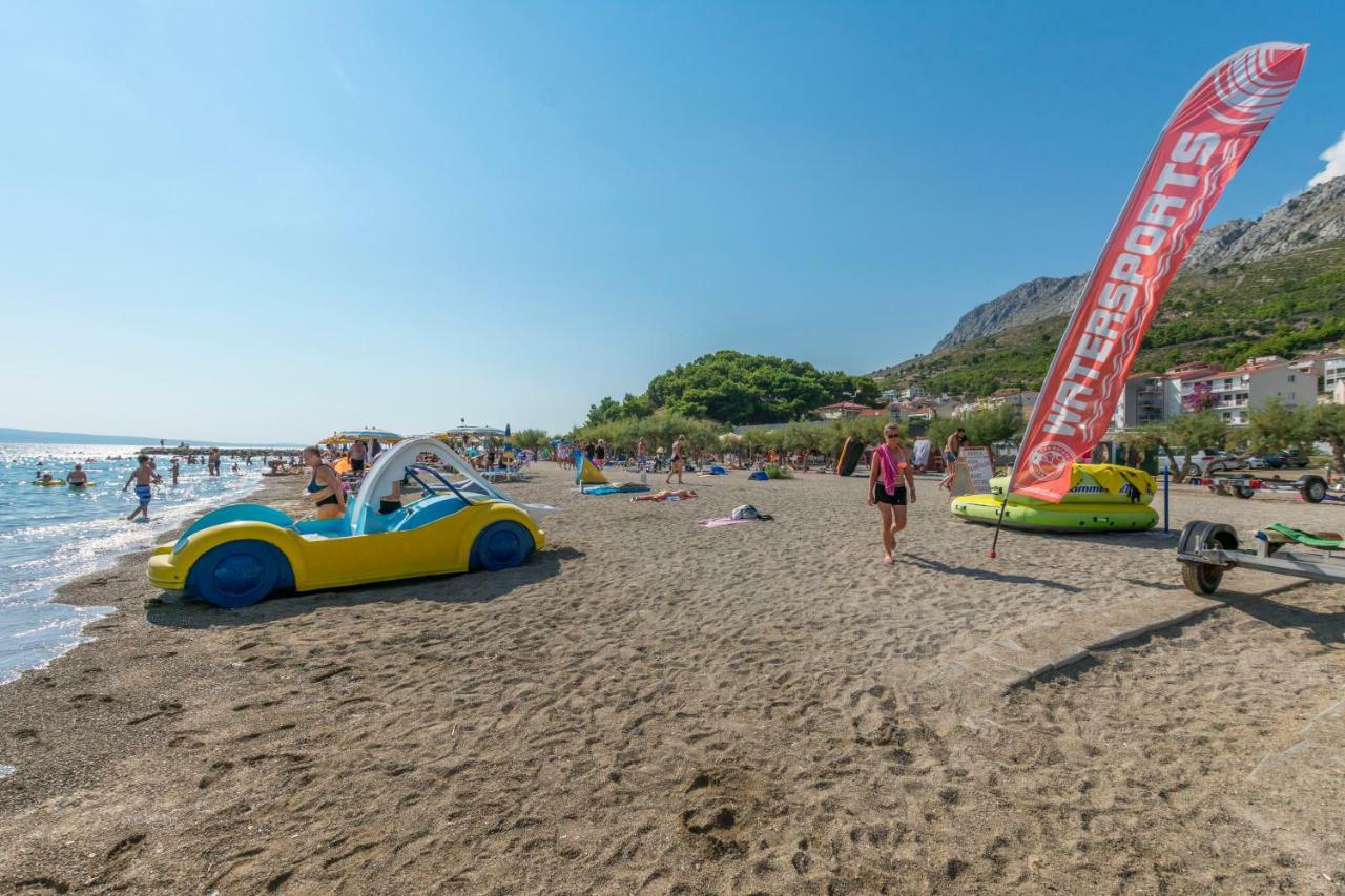 Villa Sara With Sea View And Private Heated Pool Омиш Экстерьер фото